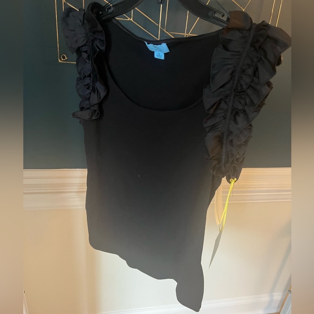 Cece Ruffle Ridge Tank nwot - Picture 4 of 5